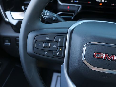 New 2026 GMC Sierra 1500 Elevation image 18