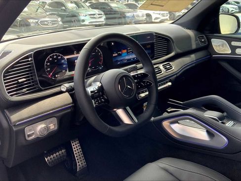 New 2025 Mercedes-Benz GLC 350e GLC 350e image 10