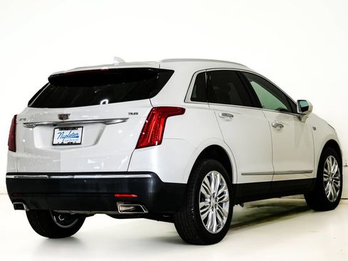 Used 2019 Cadillac XT5 Premium Luxury FWD image 7