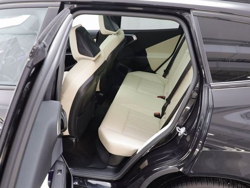 Used 2025 BMW X3 M50 image 15