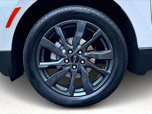 Used 2023 Chevrolet Equinox RS image 33