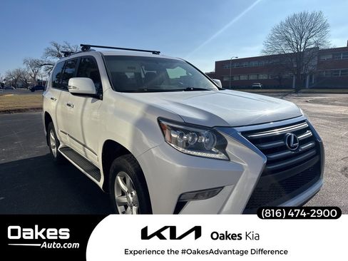 Used 2016 Lexus GX 460 image 1
