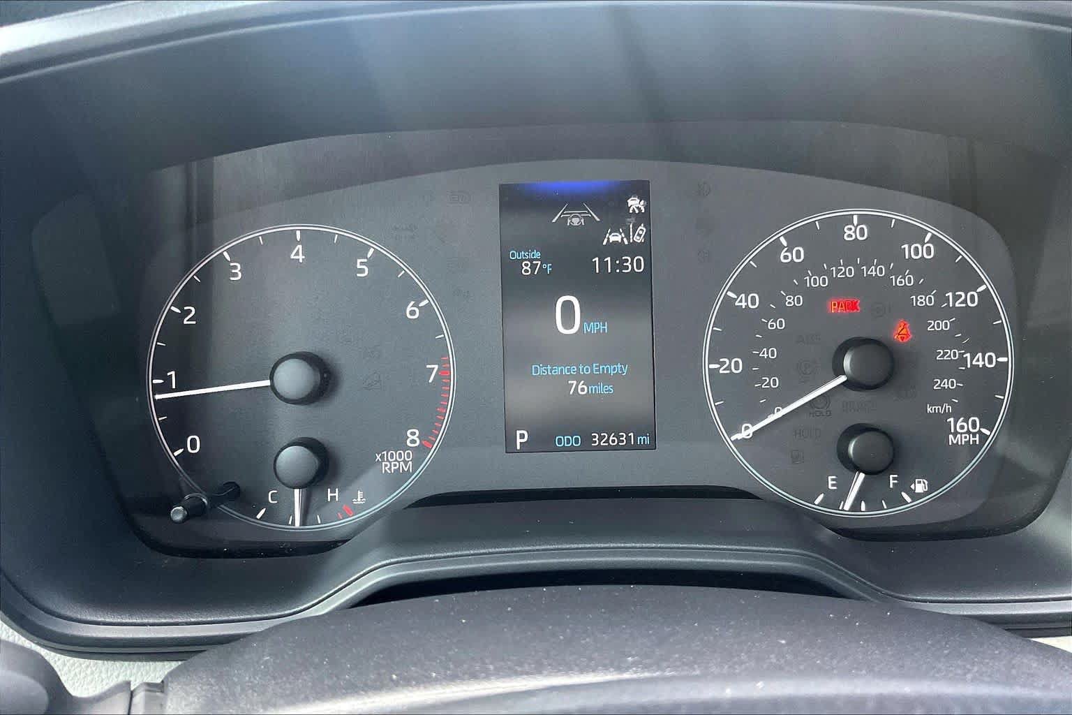 Used 2025 Toyota Corolla Cross L FWD image 25