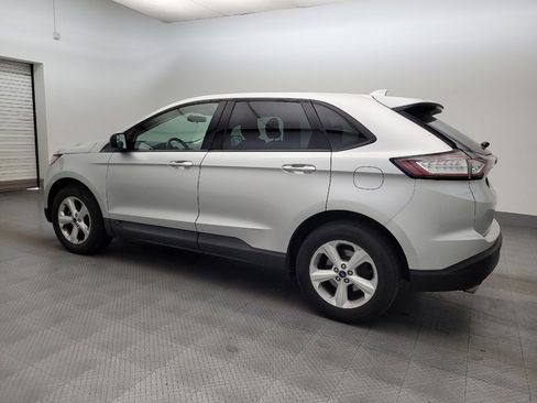 Used 2017 Ford Edge SE FWD image 3