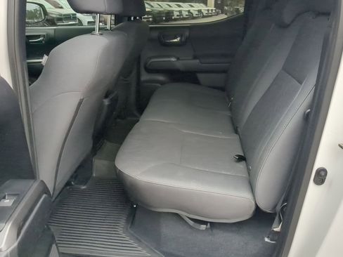 Used 2019 Toyota Tacoma TRD Off-Road image 20