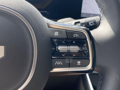 New 2026 Kia Carnival FWD image 34