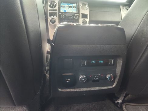 Used 2017 Ford Expedition Limited image 30