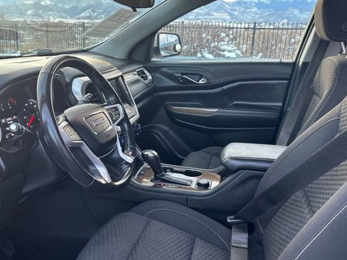 Used 2019 GMC Acadia SLE image 9