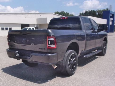 Used 2024 RAM 2500 Big Horn w/ Night Edition AWD/4WD image 6