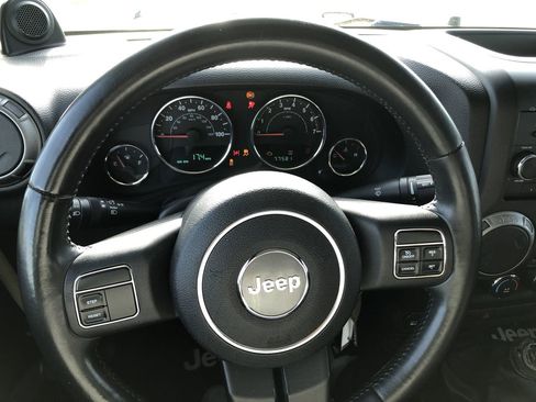 Used 2011 Jeep Wrangler Sport image 15