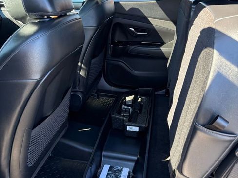 Used 2023 Hyundai Santa Cruz Limited image 10