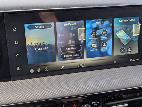 New 2026 Nissan Kicks SR image 24