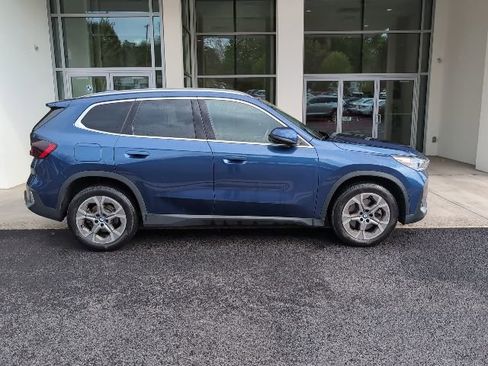 Used 2023 BMW X1 xDrive28i w/ Convenience Package AWD/4WD image 2