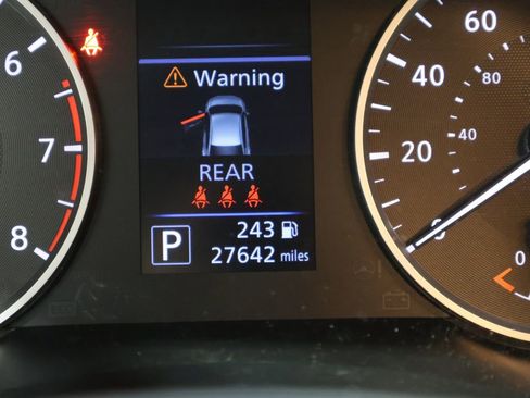 Used 2024 Nissan Sentra S image 38