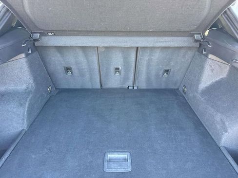 Used 2024 Audi Q3 2.0T Premium image 8