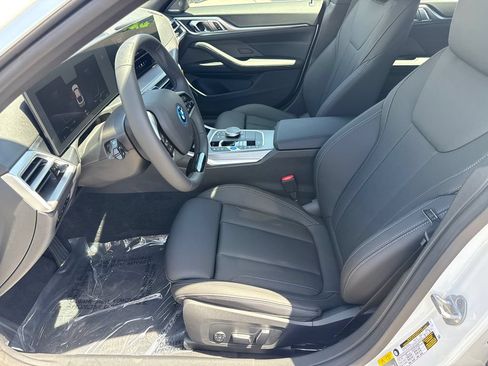 New 2026 BMW i4 eDrive40 w/ Premium Package RWD image 22
