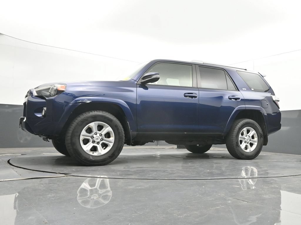 Used 2018 Toyota 4Runner SR5 Premium AWD/4WD image 39