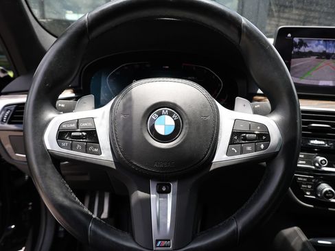 Used 2023 BMW 530i xDrive w/ M Sport Package AWD/4WD image 39