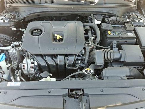 Used 2020 Kia Forte LXS FWD image 28