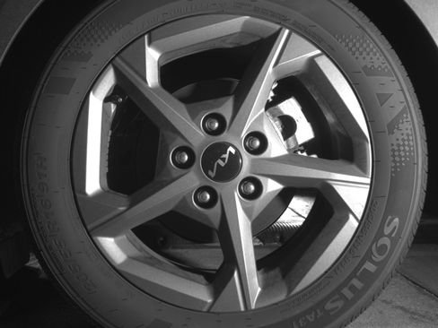 Used 2025 Kia K4 LXS image 14