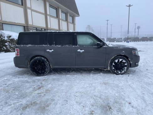 Used 2018 Ford Flex SEL w/ Equipment Group 202A image 3
