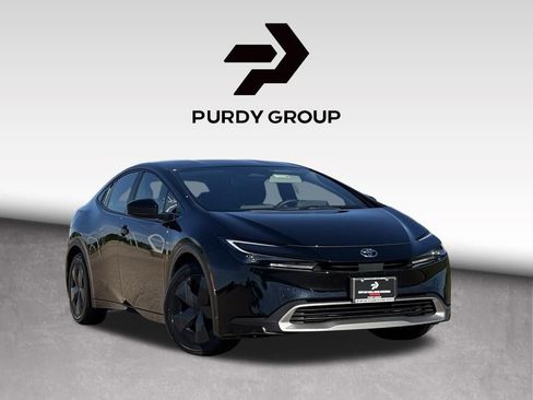 Used 2025 Toyota Prius Plug-In Hybrid FWD image 1