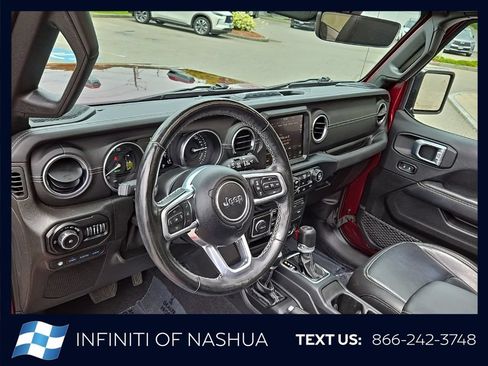 Used 2021 Jeep Wrangler Unlimited Sahara w/ Cold Weather Group AWD/4WD image 5