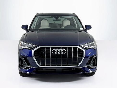 Used 2025 Audi Q3 2.0T Premium w/ Convenience Package AWD/4WD image 8