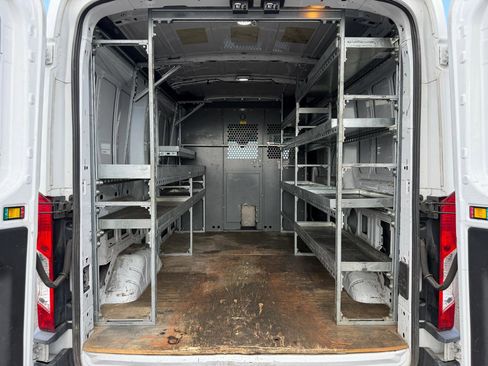 Used 2016 Ford Transit 250 130 Medium Roof RWD image 7
