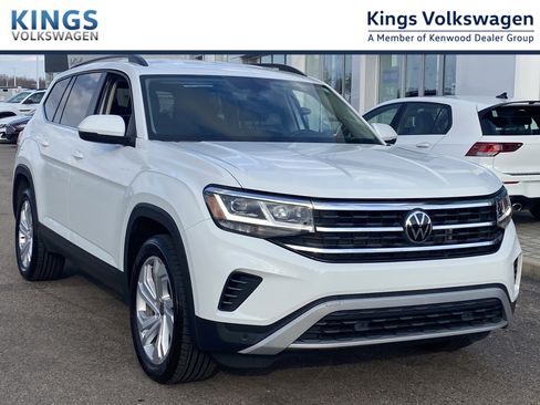 Certified 2023 Volkswagen Atlas SE image 1