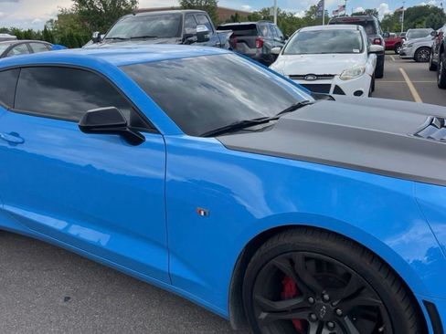 Used 2023 Chevrolet Camaro SS RWD image 8