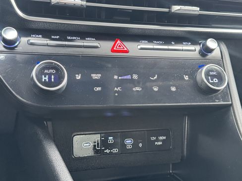 Certified 2025 Hyundai Sonata SEL image 25