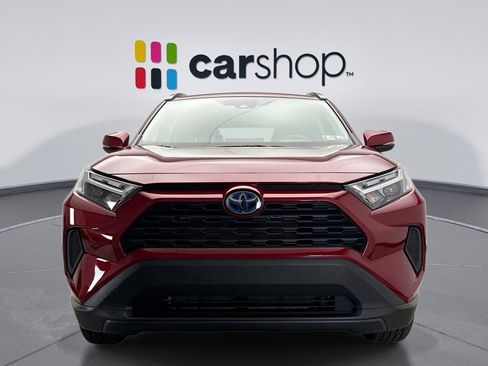 Used 2024 Toyota RAV4 XLE image 8