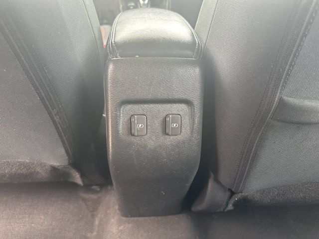 Used 2024 Nissan Kicks SR FWD image 28