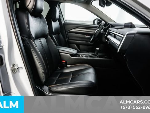 Used 2025 MAZDA CX-50 AWD 2.5 Hybrid w/ Premium Pkg image 19