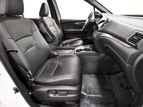 Used 2023 Honda Passport EX-L image 19