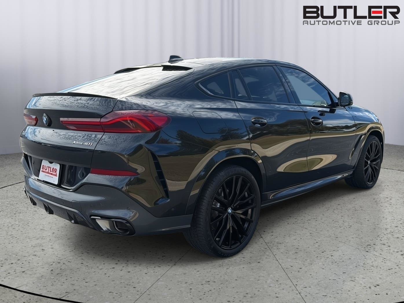Used 2023 BMW X6 xDrive40i w/ M Sport Package AWD/4WD image 5