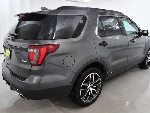 Used 2016 Ford Explorer Sport image 11
