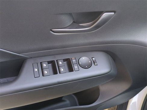 New 2026 Hyundai Kona SE image 19