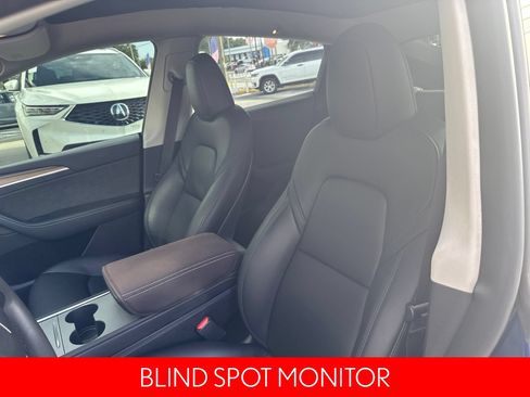 Used 2023 Tesla Model Y Performance AWD/4WD image 10