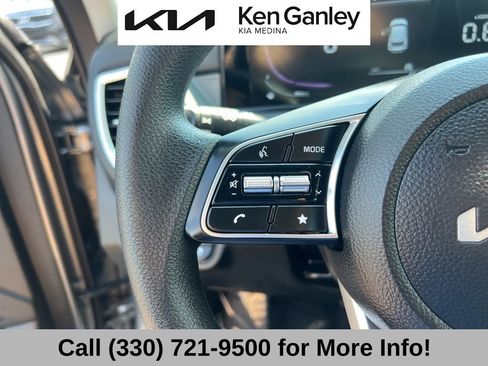 Certified 2024 Kia Seltos LX AWD/4WD image 31