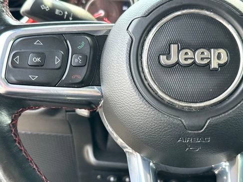 Used 2021 Jeep Wrangler Unlimited Rubicon AWD/4WD image 21