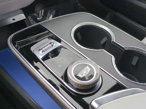 New 2025 Cadillac Lyriq Sport image 18