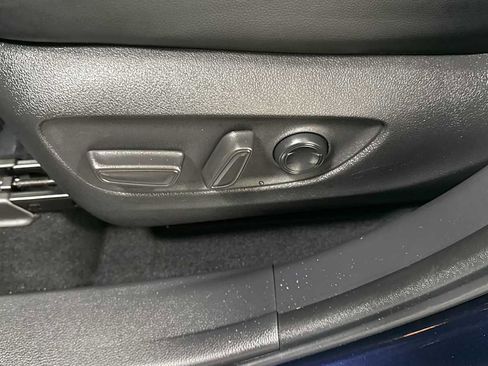 Certified 2022 Toyota Highlander XLE image 14