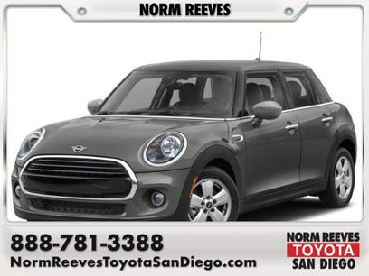 Used 2021 MINI Cooper 4-Door Hardtop w/ 6.5" Touchscreen Package