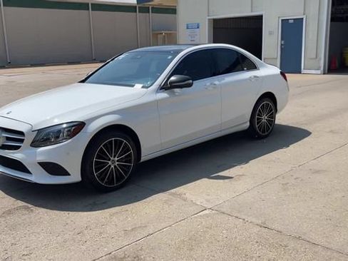 Used 2020 Mercedes-Benz C 300 4MATIC Sedan image 4