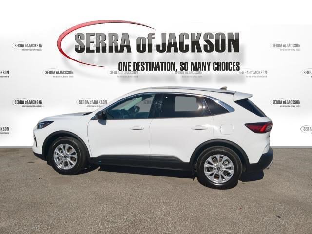 Used 2024 Ford Escape Active FWD image 5