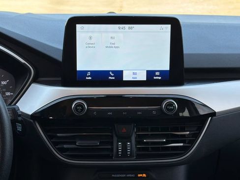 Used 2020 Ford Escape SE FWD image 15