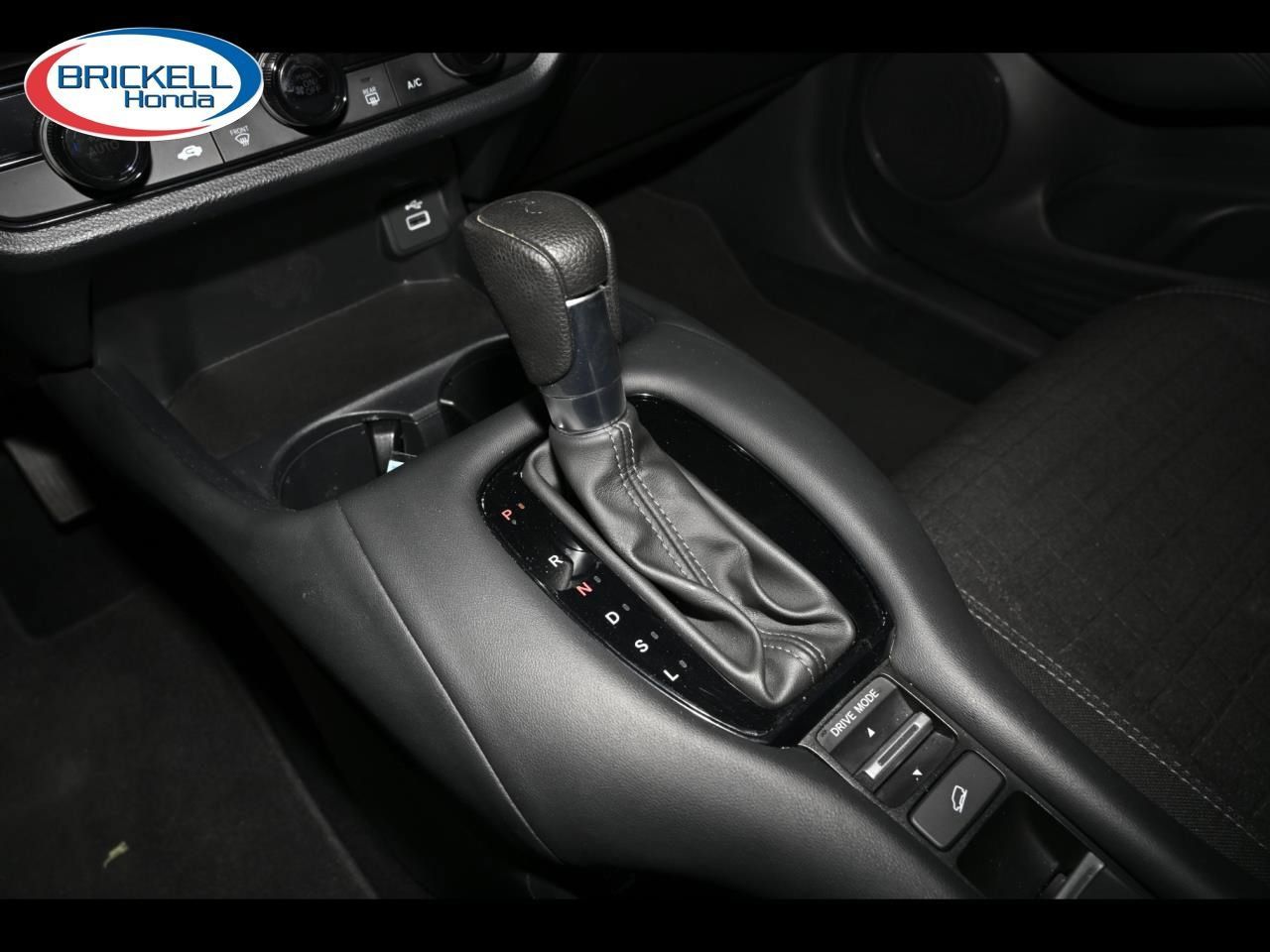 Used 2024 Honda HR-V LX image 27