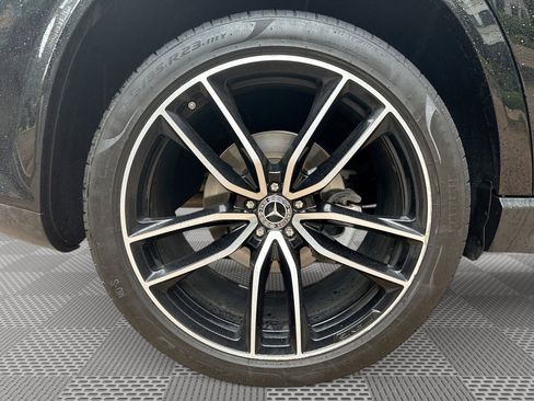 Used 2021 Mercedes-Benz GLS 580 4MATIC image 30